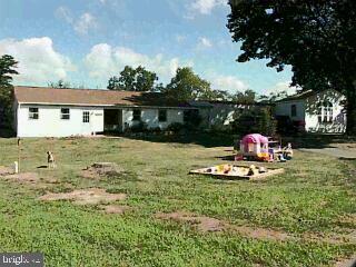 903 Racetrack Road Abbottstown, PA 17301 - Photo 1 of 1 Gallery Image 1