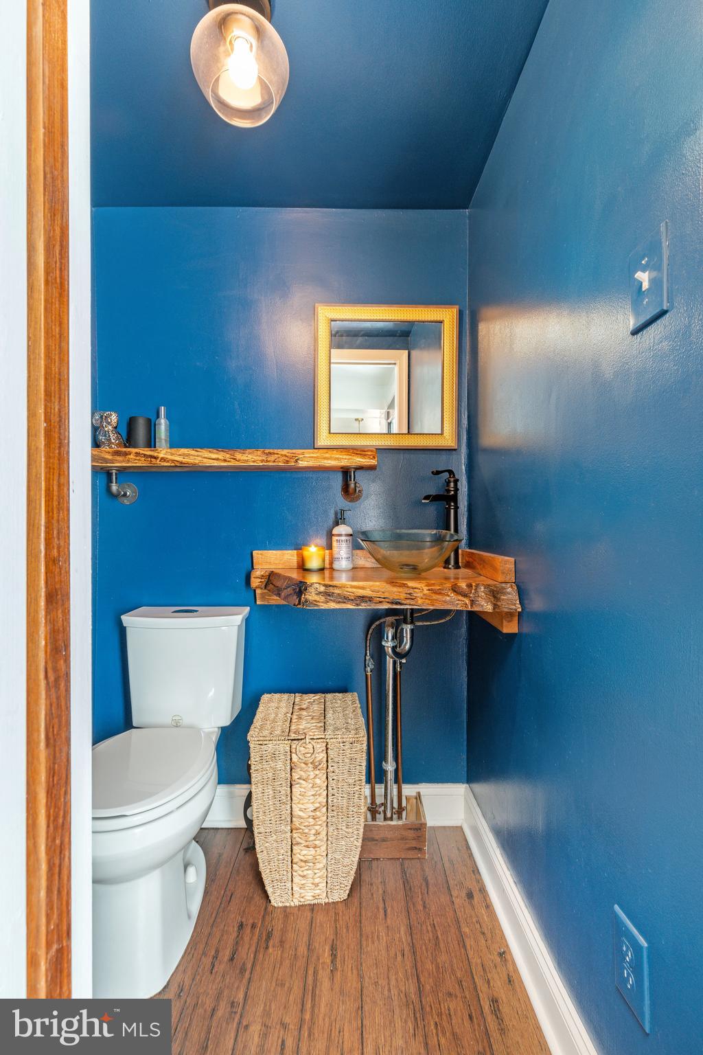 114 Monroe Street Philadelphia, PA 19147 - Photo 11 of 36 Half-Bath 1st floor