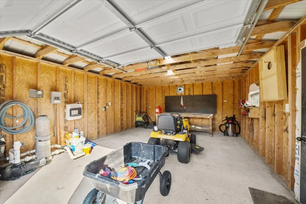 $330,000 | 750 Forest Park Drive, Dixon, IL 61021