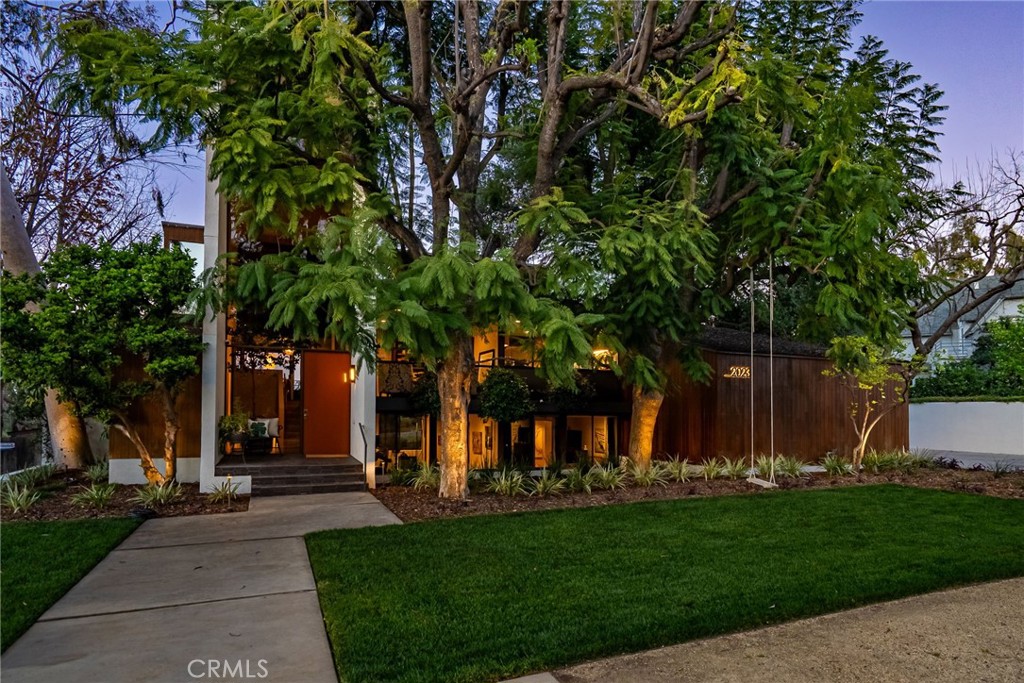 2023 Arroyo Drive Riverside, CA 92506 - Photo 13 of 75