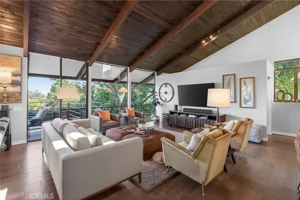 $1,599,900 | 2023 Arroyo Drive, Riverside, CA 92506