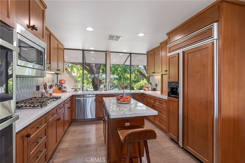 2023 Arroyo Drive Riverside, CA 92506 - Photo 32 of 75