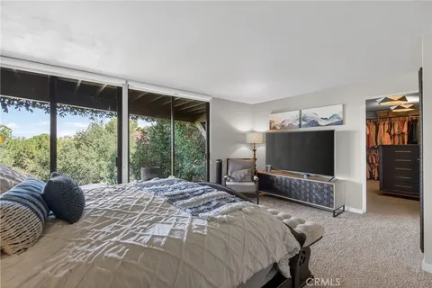 a view of outdoor space yard deck and patio