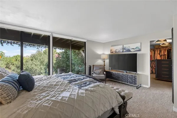 $1,599,900 | 2023 Arroyo Drive, Riverside, CA 92506