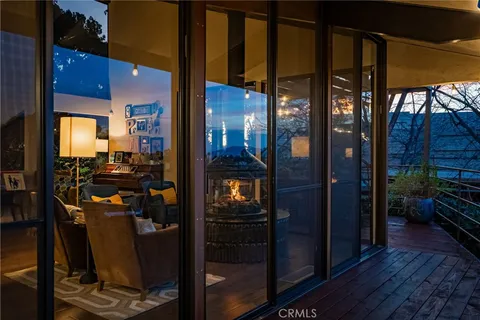$1,599,900 | 2023 Arroyo Drive, Riverside, CA 92506