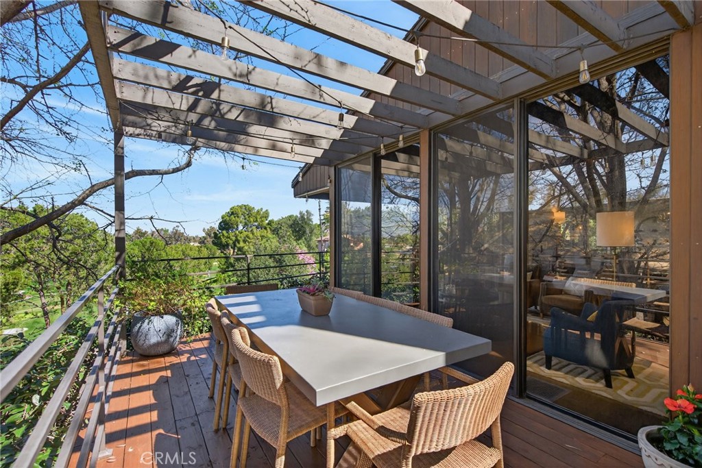 2023 Arroyo Drive Riverside, CA 92506 - Photo 59 of 75