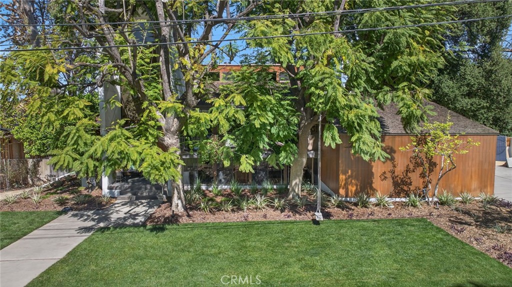 2023 Arroyo Drive Riverside, CA 92506 - Photo 8 of 75