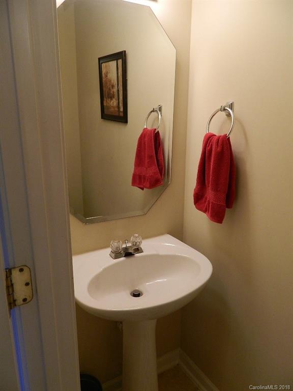 3240 Barons Court Road, Unit 10 Charlotte, NC 28213 - Photo 12 of 22 Gallery Image 12