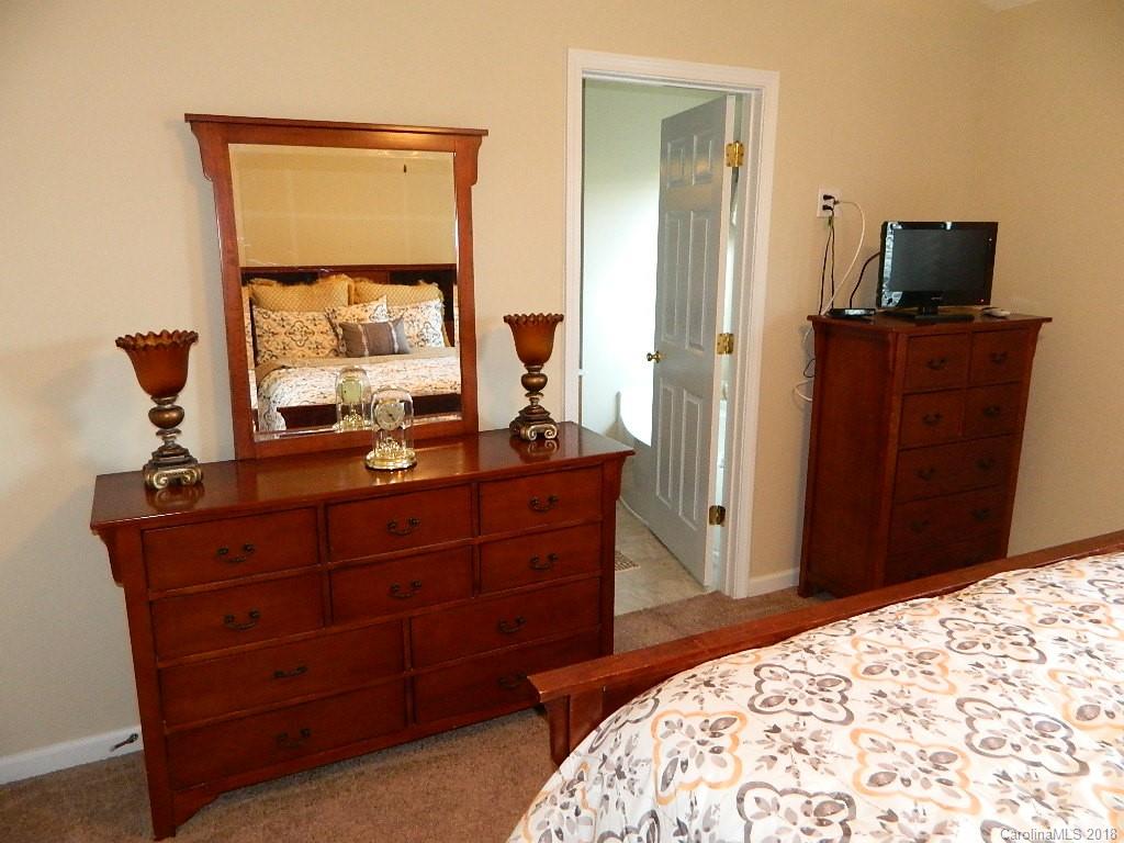 3240 Barons Court Road, Unit 10 Charlotte, NC 28213 - Photo 15 of 22 Gallery Image 15