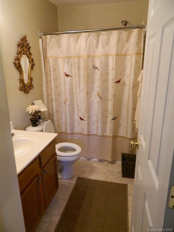 3240 Barons Court Road, Unit 10 Charlotte, NC 28213 - Photo 21 of 22 Gallery Image 21