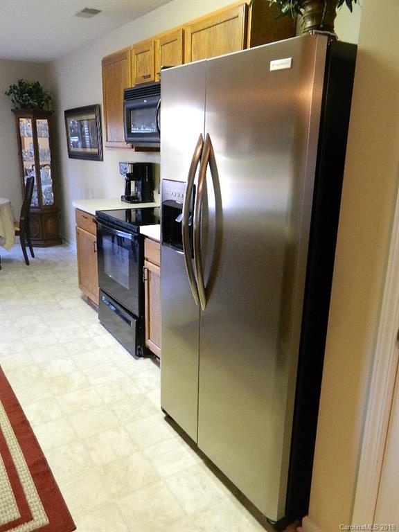 3240 Barons Court Road, Unit 10 Charlotte, NC 28213 - Photo 7 of 22 Gallery Image 7