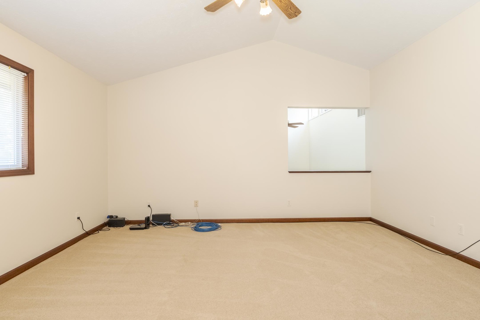 905 Rhymer Drive Normal, IL 61761 - Photo 29 of 47 an empty room with a window