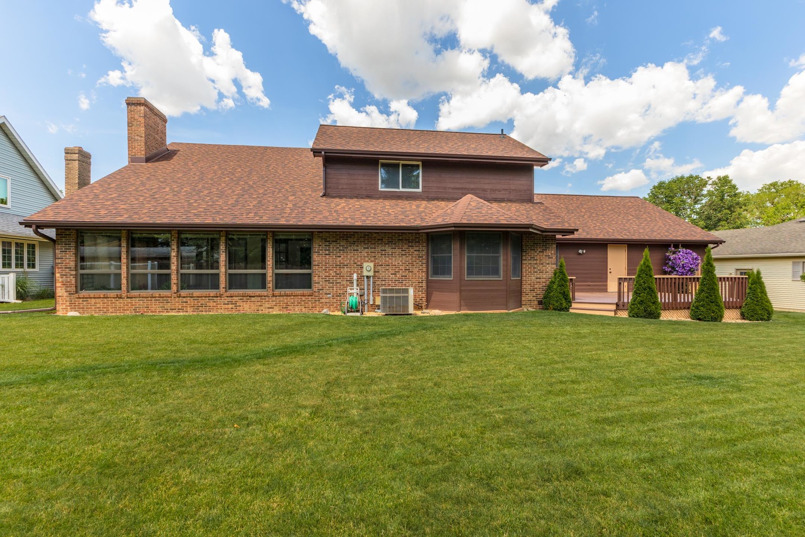 905 Rhymer Drive Normal, IL 61761 - Photo 43 of 47 a front view of a house with a garden