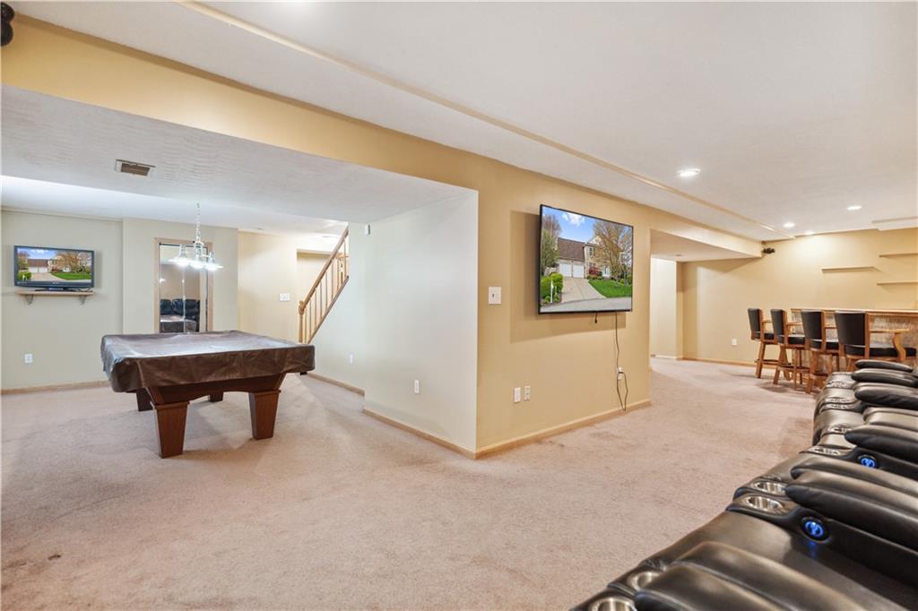 122 Walnut Circle Elizabeth, PA 15037 - Photo 24 of 50 a room with furniture and a table