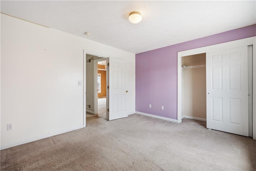 122 Walnut Circle Elizabeth, PA 15037 - Photo 42 of 50 an empty room with closet area
