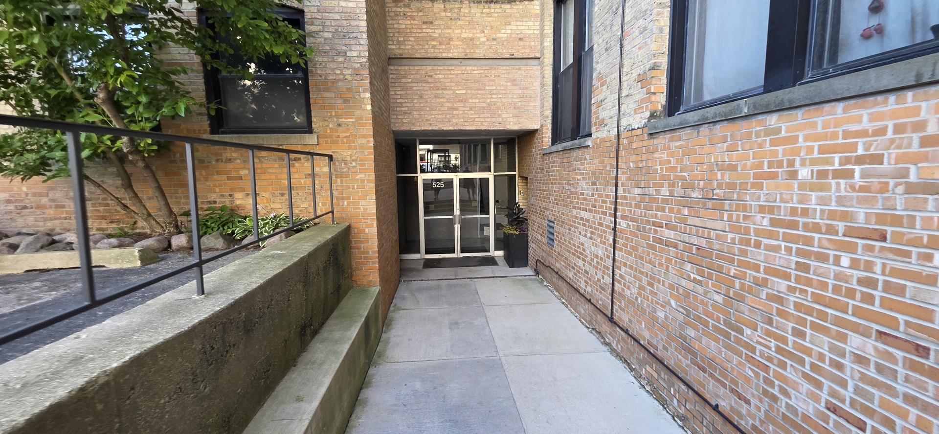 525 North Halsted Street, Unit 600 Chicago, IL 60642 - Photo 3 of 39