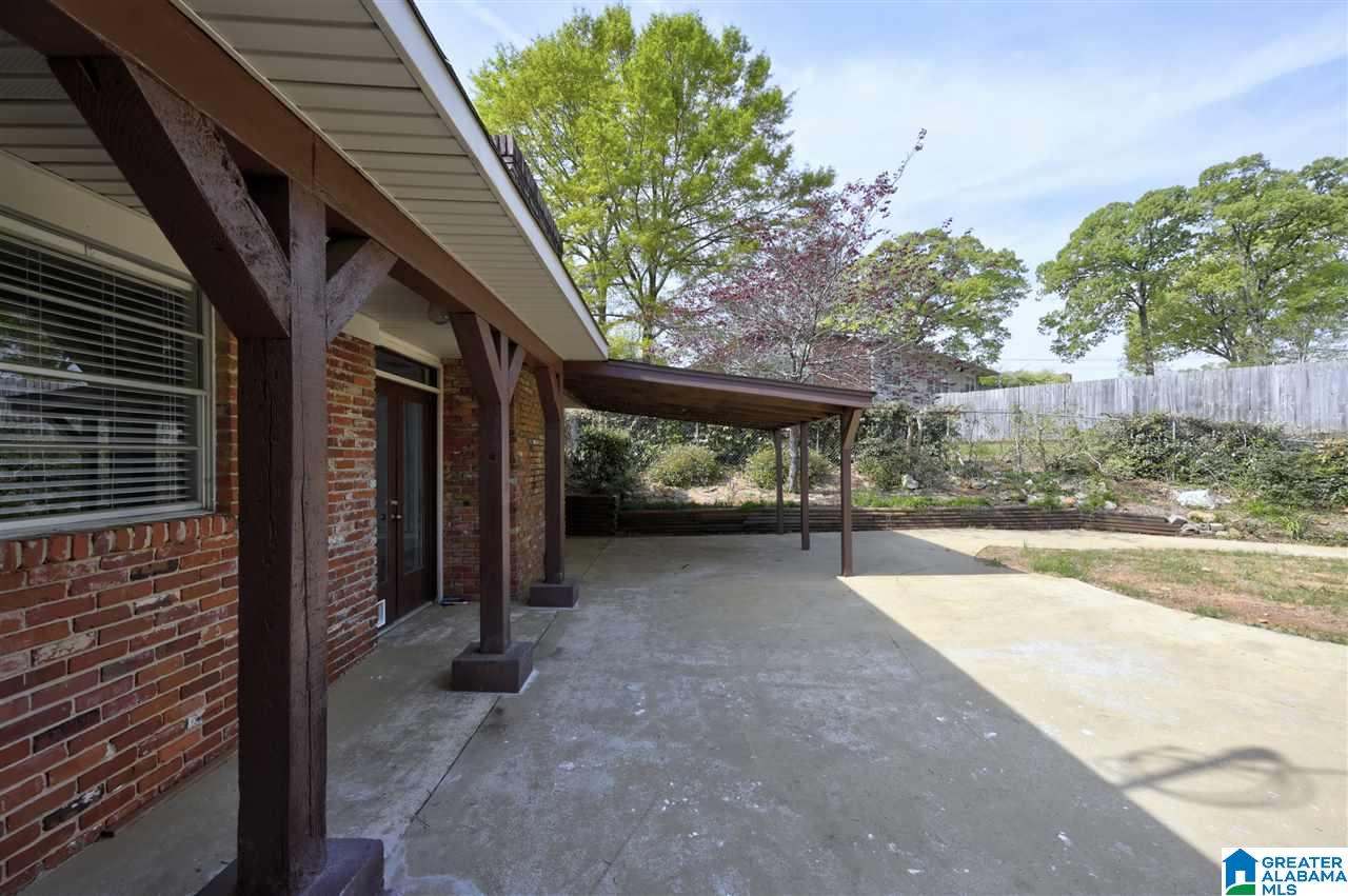 844 Cherokee Drive Sylacauga, AL 35150 - Photo 6 of 31
