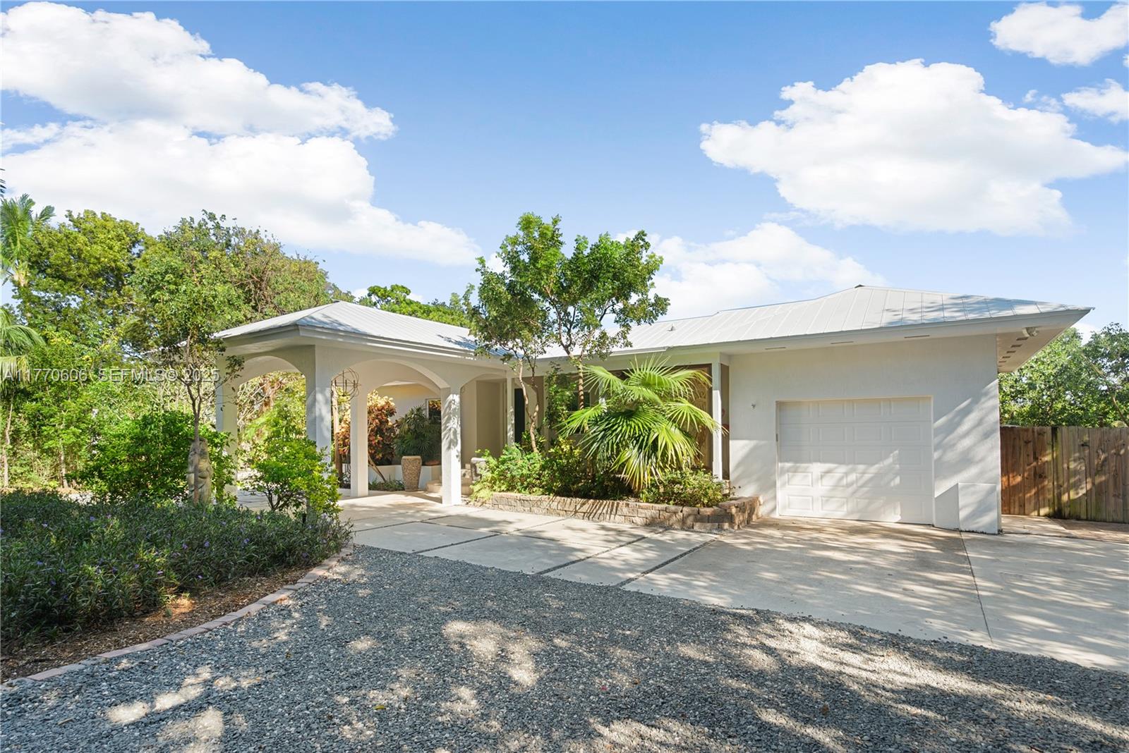 120 Coco Plum Road South Key Largo, FL 33037 - Photo 37 of 46