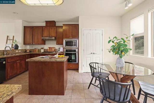 $775,000 | 6415 Blue Rock Court, Oakland, CA 94605