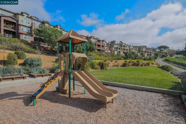 $775,000 | 6415 Blue Rock Court, Oakland, CA 94605