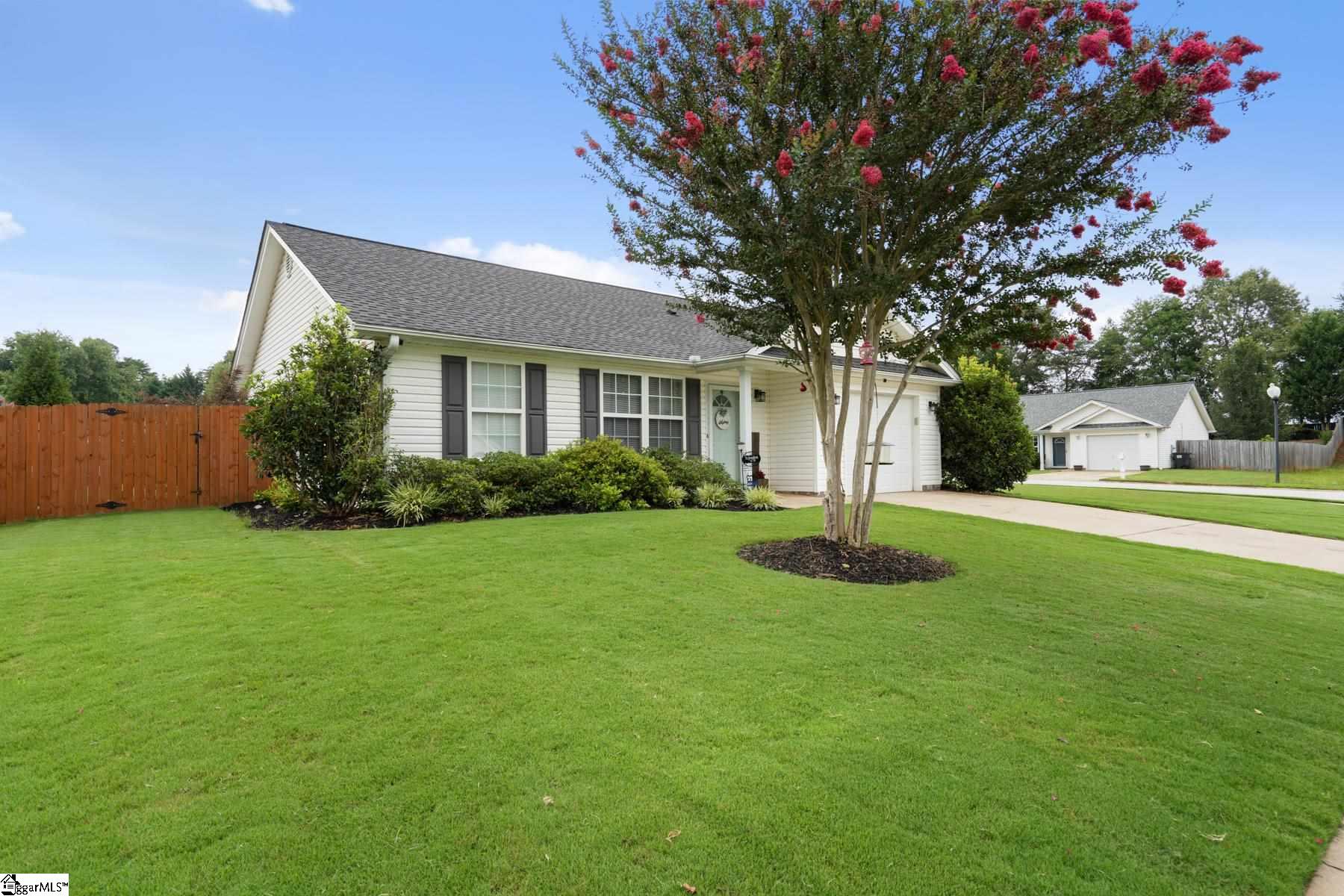 2 Dakota Road Greenville, SC 29617 - Photo 3 of 22 Gallery Image 3