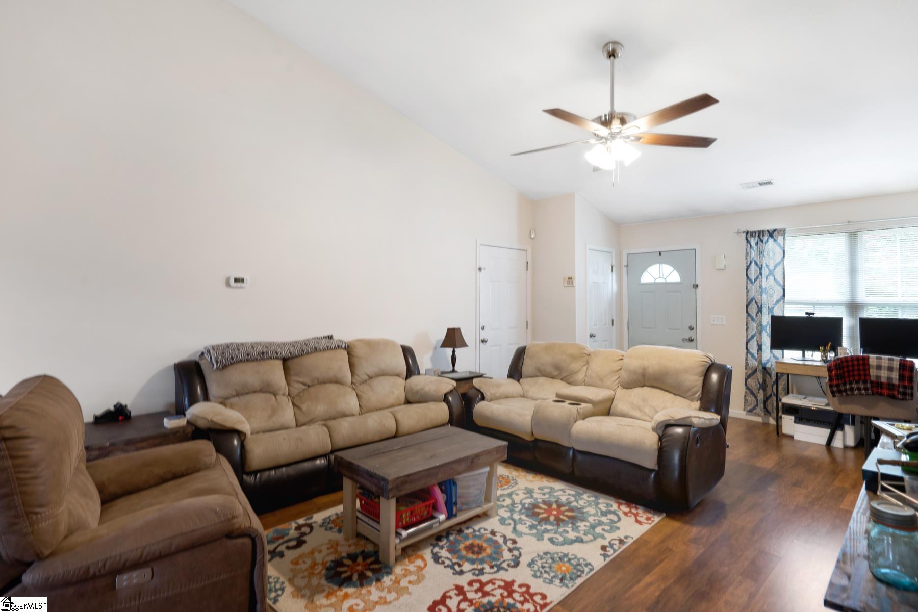 2 Dakota Road Greenville, SC 29617 - Photo 6 of 22 Gallery Image 6