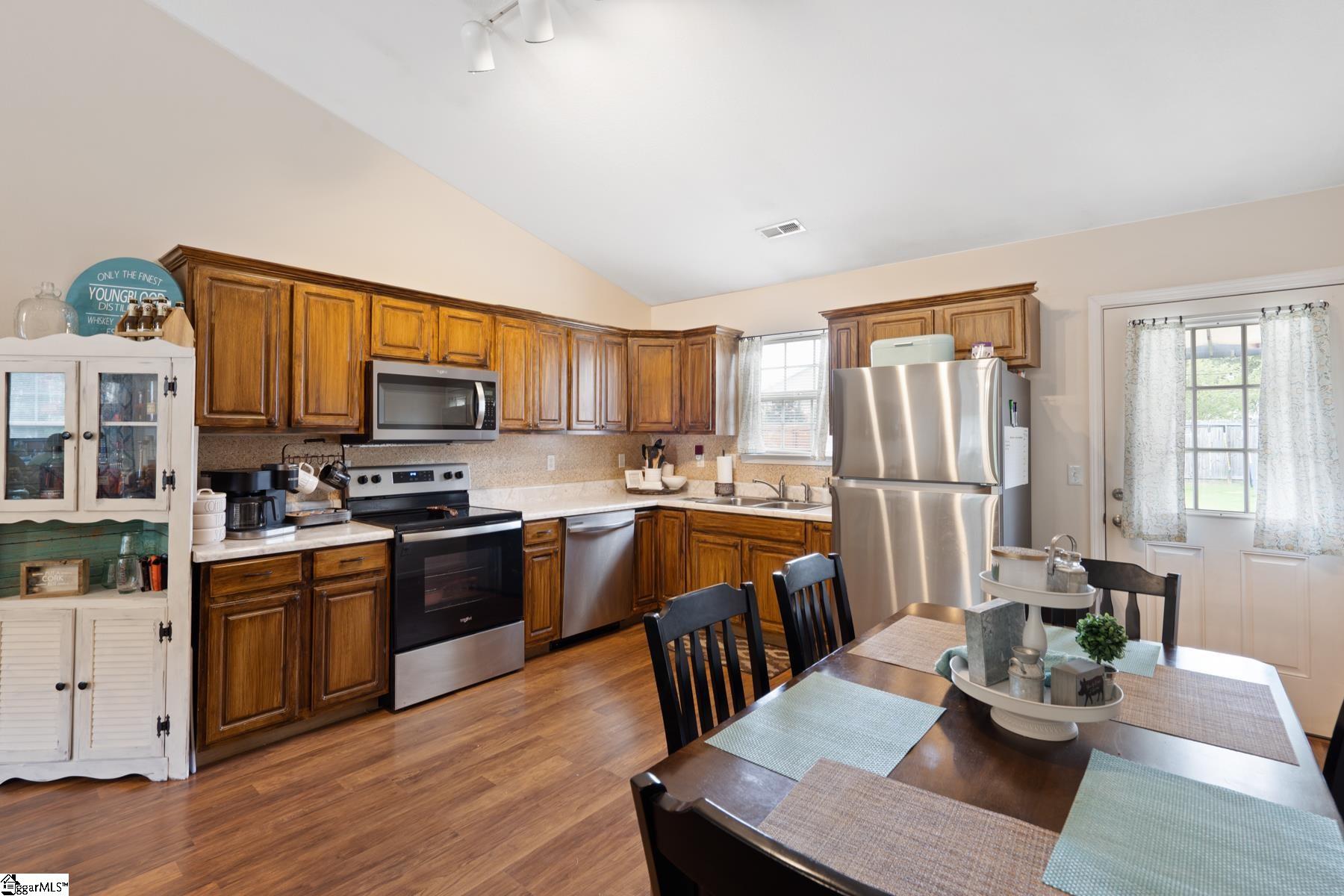 2 Dakota Road Greenville, SC 29617 - Photo 10 of 22 Gallery Image 10