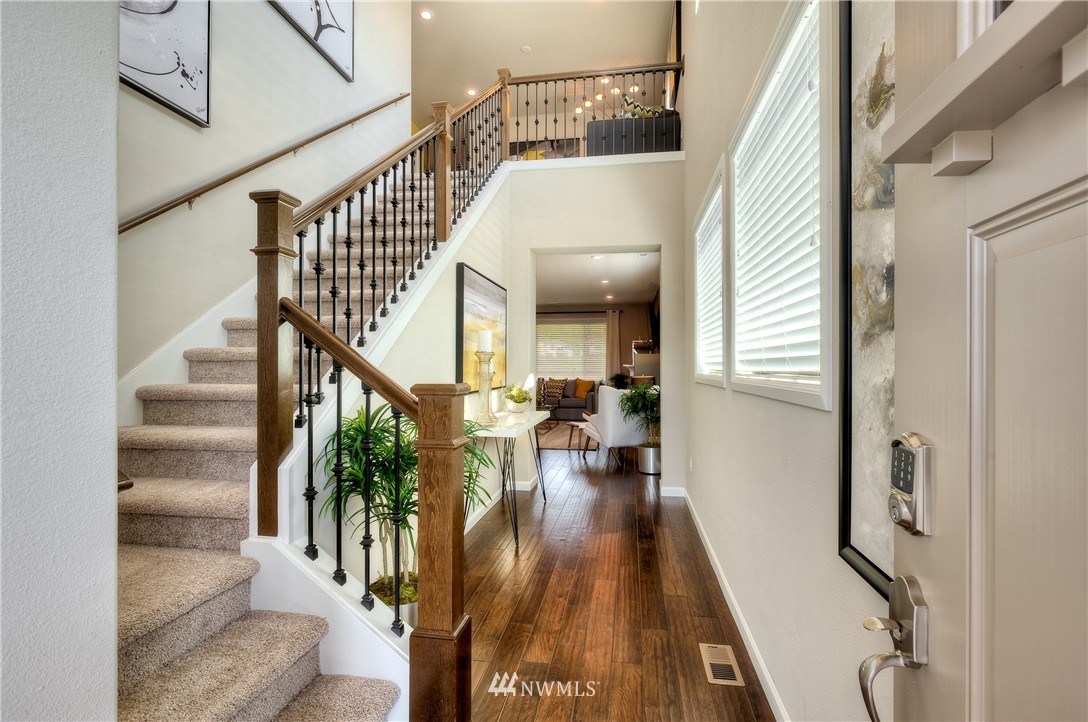 21223 42nd Avenue Southeast, Unit 6 Bothell, WA 98021 - Photo 2 of 23 Gallery Image 2