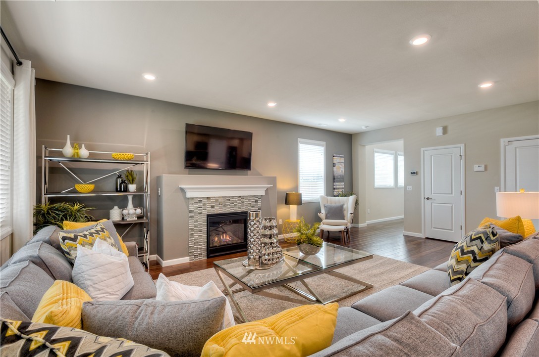 21223 42nd Avenue Southeast, Unit 6 Bothell, WA 98021 - Photo 8 of 23 Gallery Image 8