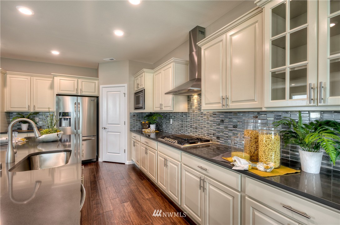 21223 42nd Avenue Southeast, Unit 6 Bothell, WA 98021 - Photo 9 of 23 Gallery Image 9