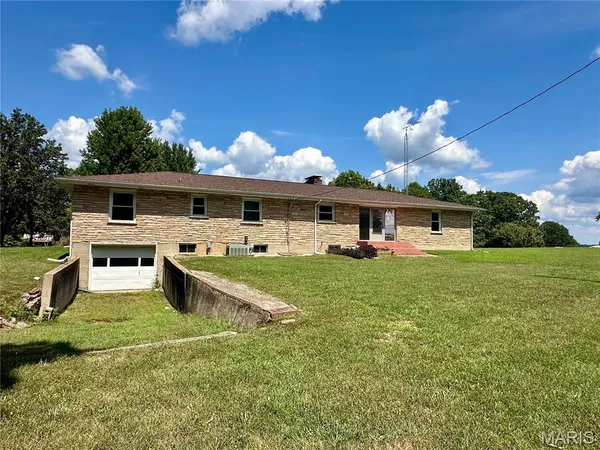 $450,000 | 1854 Osage Drive, Rolla, MO 65401