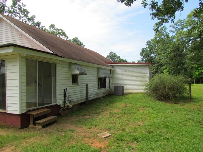 393 Woods Farm Road Chesnee, SC 29323 - Photo 13 of 13
