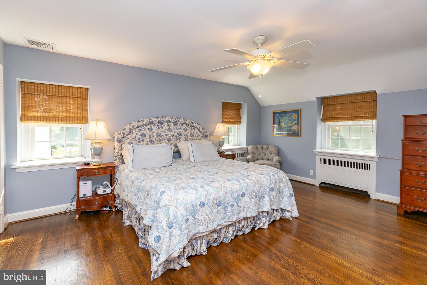 705 Clarendon Road Narberth, PA 19072 - Photo 29 of 34 owners bedroom w/full bath