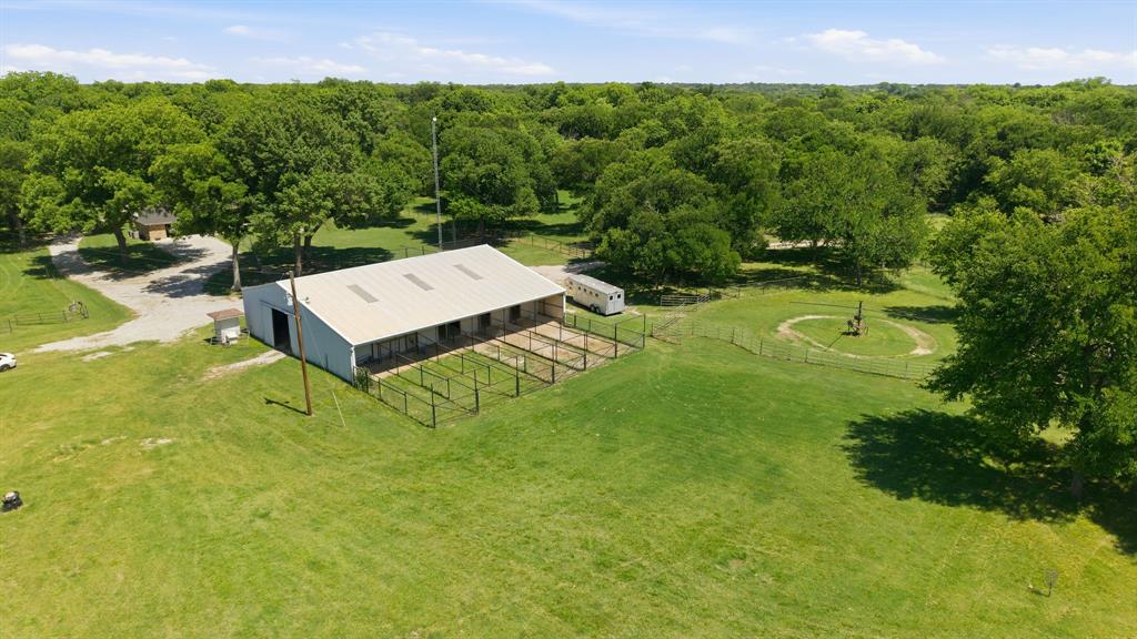 145 Indian Trail Decatur, TX 76234 - Photo 26 of 40 a view of a back yard