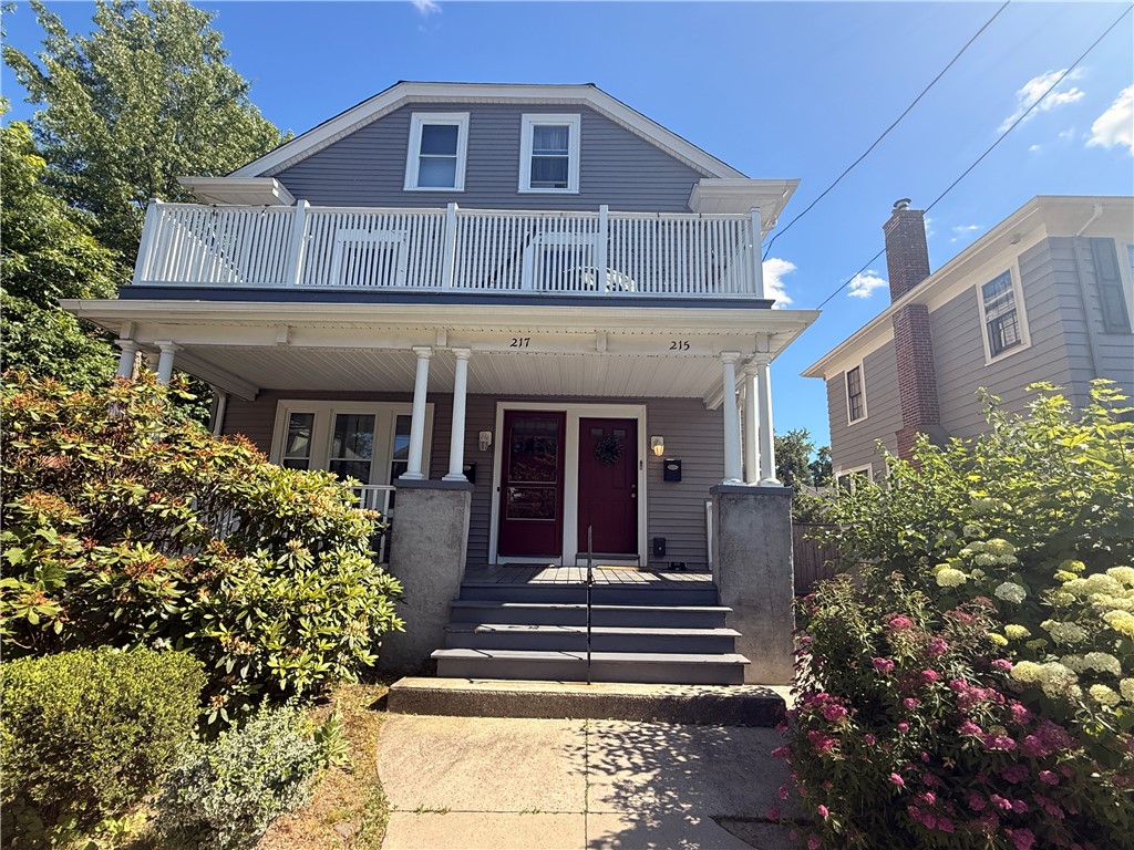 215 Rochambeau Avenue Providence, RI 02906 - Photo 2 of 42