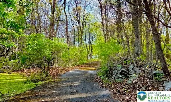$350,000 | 4825 South Mountain Drive, Emmaus, PA 18049