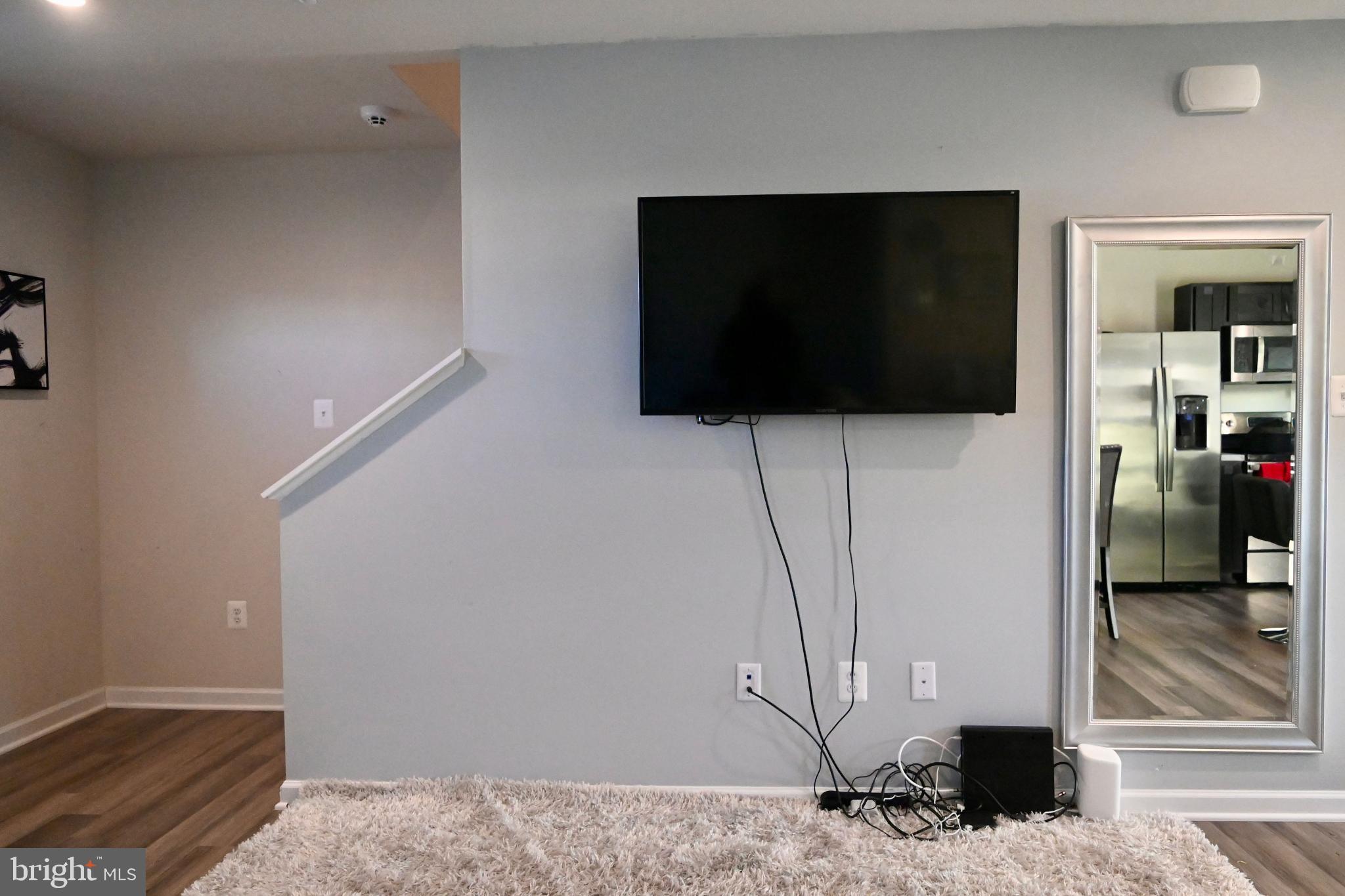 110 Mariners Way Cambridge, MD 21613 - Photo 15 of 41 Modern living space with sleek design.