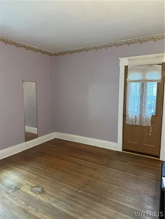 $1,700 | 237 North Park Avenue, Buffalo, NY 14216