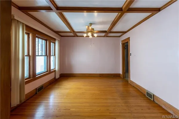 $1,700 | 237 North Park Avenue, Buffalo, NY 14216