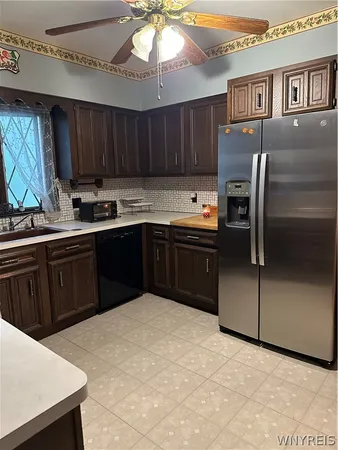 $1,700 | 237 North Park Avenue, Buffalo, NY 14216