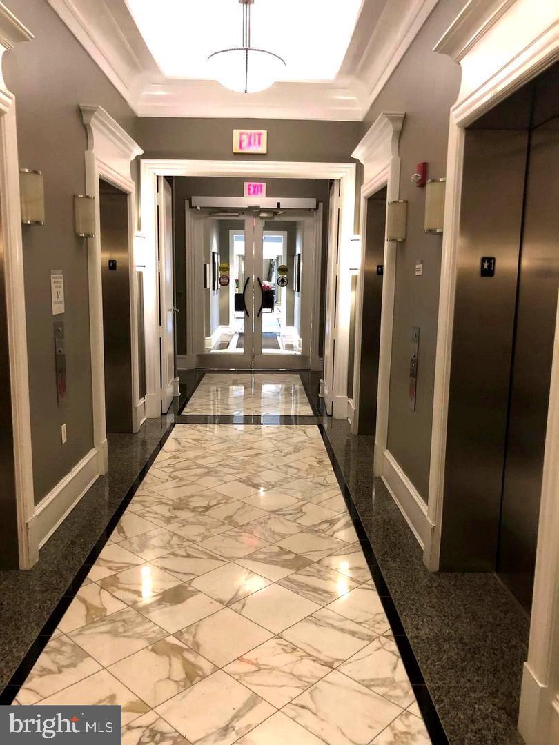 851 North Glebe Road, Unit 714 Arlington, VA 22203 - Photo 30 of 33 Elevators