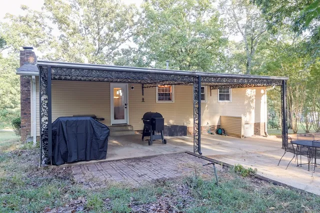 $354,500 | 122 Dylark Drive, Waverly, TN 37185