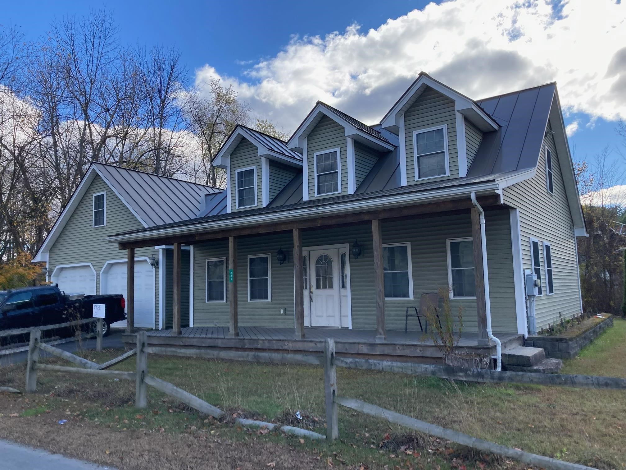 286 Giddings Street Springfield, VT 05150 - Photo 1 of 11