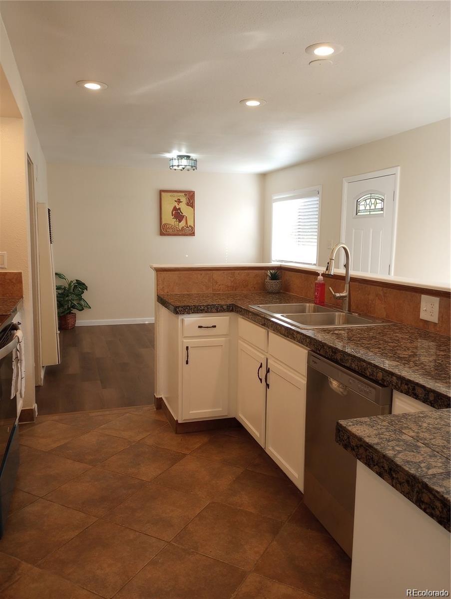 111 Crystal Park Road, Unit 1 Manitou Springs, CO 80829 - Photo 4 of 24