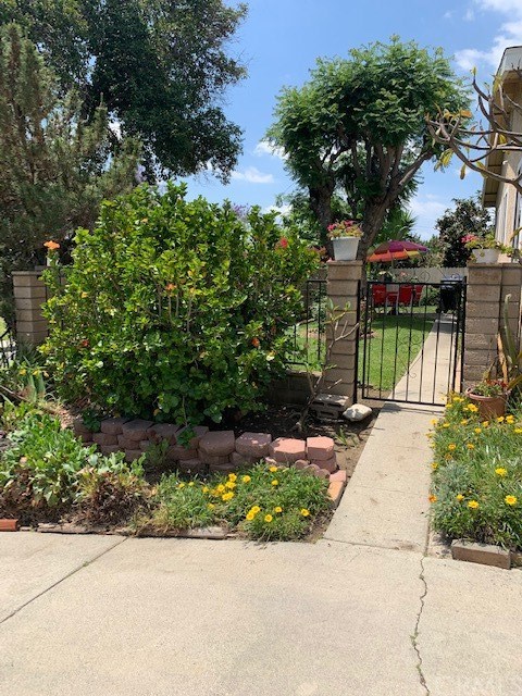 15395 Saranac Drive Whittier, CA 90604 - Photo 10 of 19 SIDE YARD