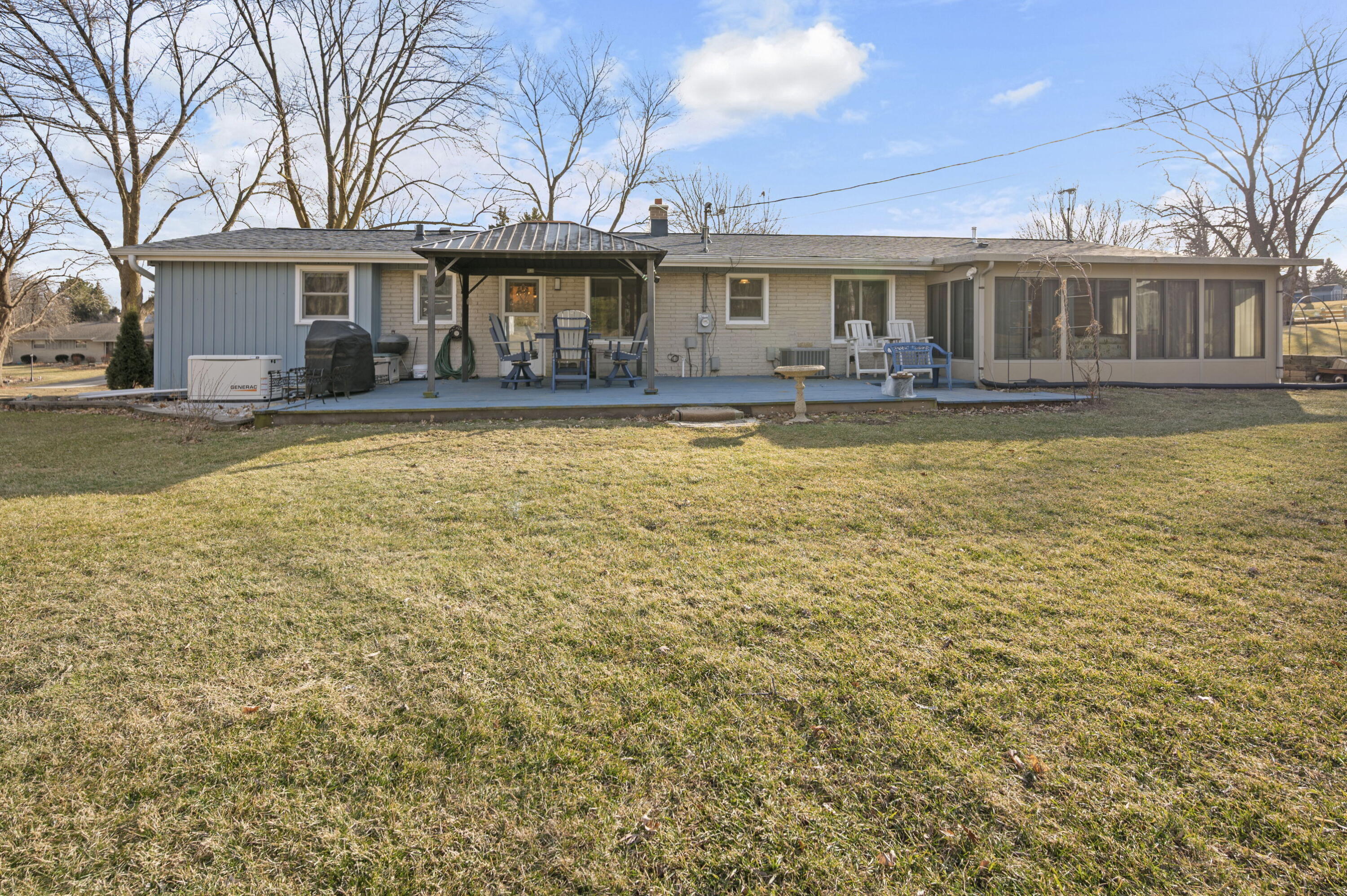16500 Willow Ridge Lane Brookfield, WI 53005 - Photo 27 of 28 Deck, Canopy & Generator!