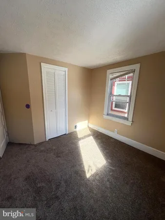 $26,400 | 303 Harrison Street, Riverton, NJ 08077