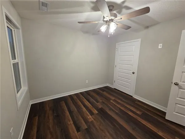 $219,900 | 32 East 7th Street, Adrian, MO 64720