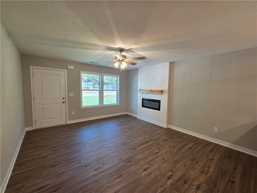 32 East 7th Street Adrian, MO 64720 - Photo 25 of 42