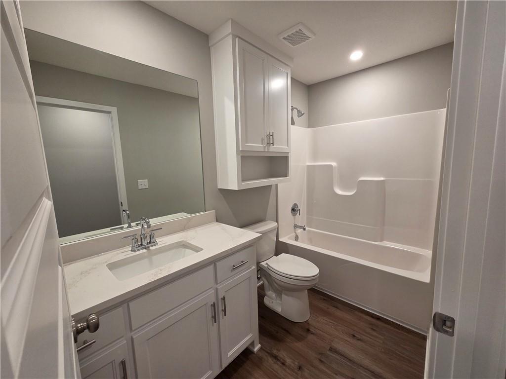 32 East 7th Street Adrian, MO 64720 - Photo 33 of 42